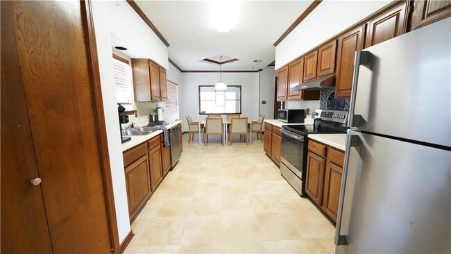 Photo - 155 Villere Dr