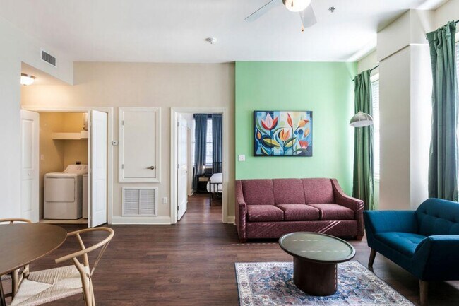 Photo - 925 Common St Unit ID1266346P