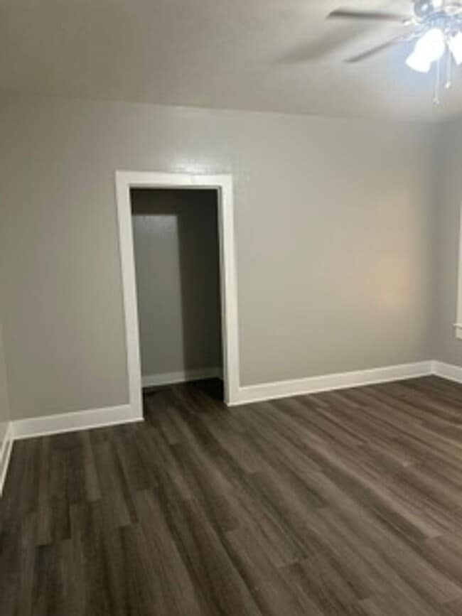 923 Sunset Ave Unit 923 Sunset Ave.