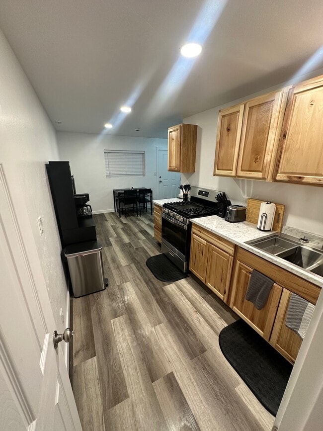 Photo - Icon Executive Suites LLC Unidad 117