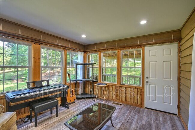 Photo - 491 Pierce Rd