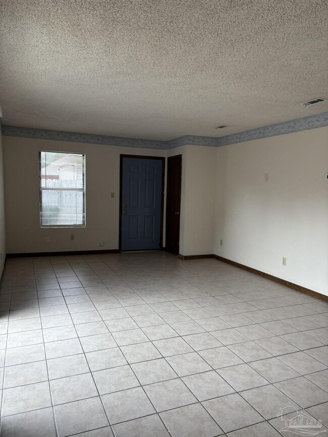 Photo - 3262 Maplewood Dr