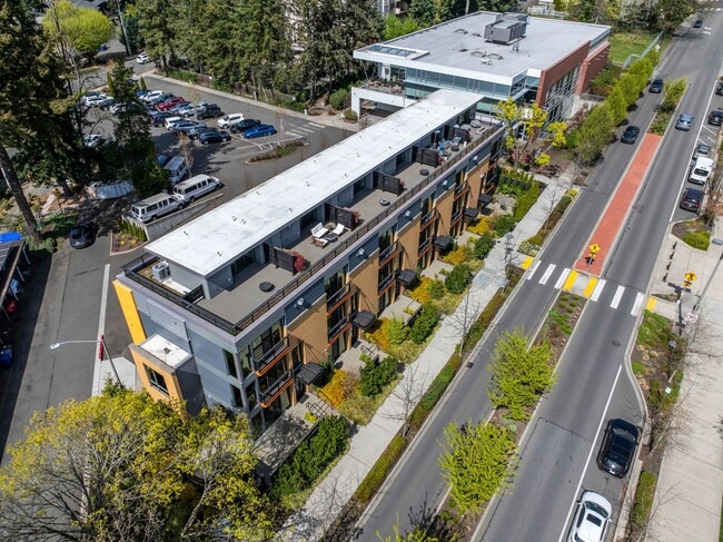 135 100th Ave NE Unit 135