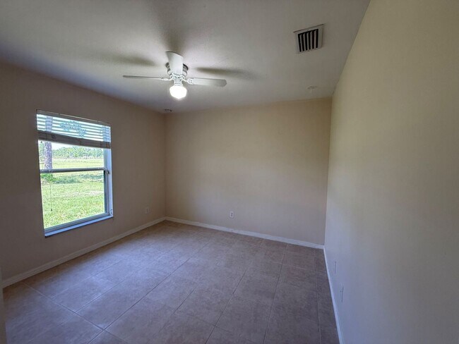 Photo - HALF OFF FIRST MONTH!!!! 3/2 Single Family Home!!!!