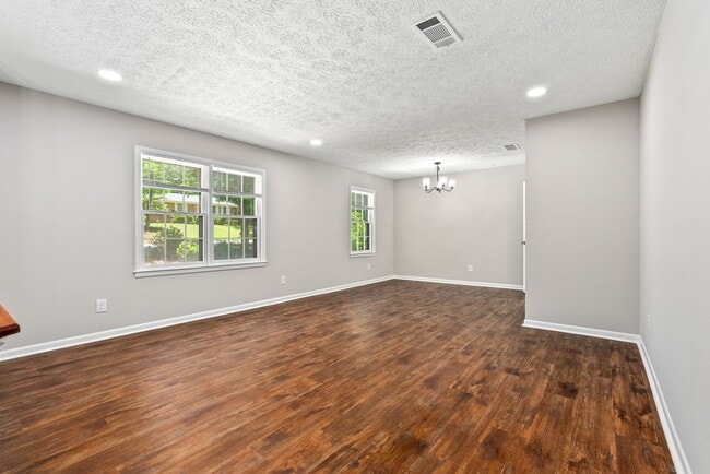 Photo - 307 Lancaster Ave