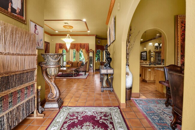 Photo - 7086 Hall Blvd