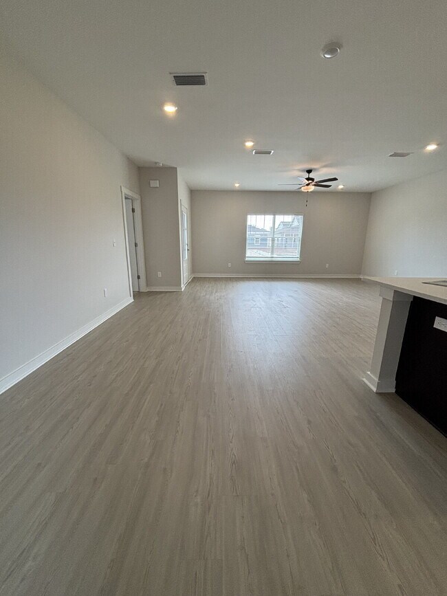 Photo - "Charming 3-Bedroom Home in Panama City – Spacious 1,549 Sq. Ft. with 2 Full Baths!"