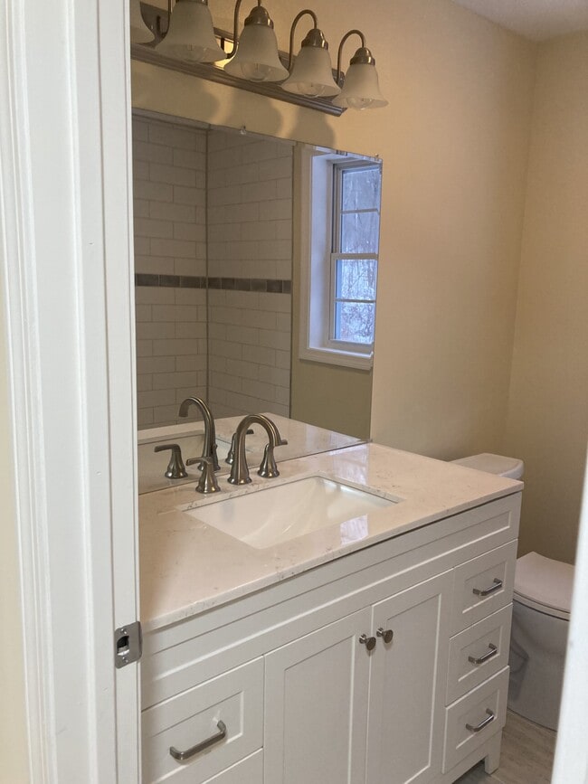 Photo - 30 Mansfield Dr Unit 105