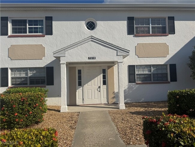 Photo - 7019 Cedarhurst Dr Unit 9D