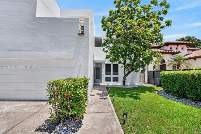 Photo - 745 SW 22nd Rd