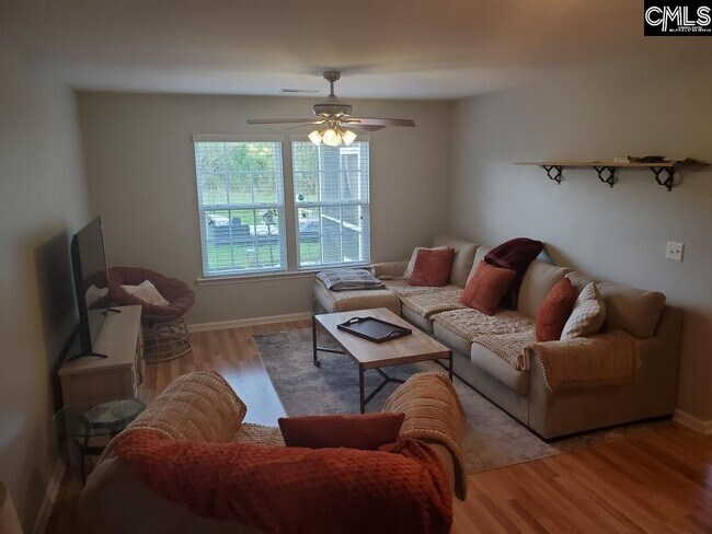 Photo - 465 Cape Jasmine Way