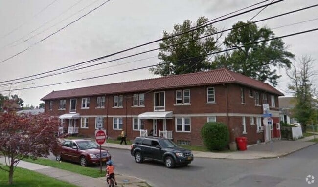 Building Photo - 300 Roesch Ave Unit #10 Rental