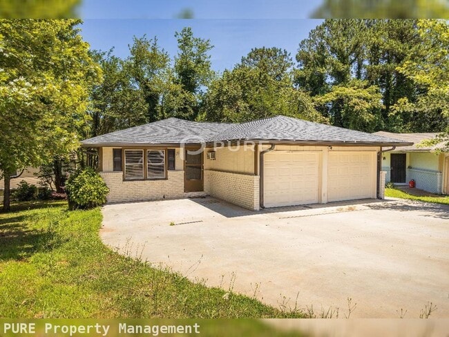 Photo - 2895 Lakemont Pl SW