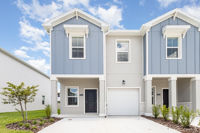 Building Photo - 2618 Skyline Loop Rental