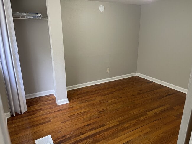 Photo - 1178 Cox Rd