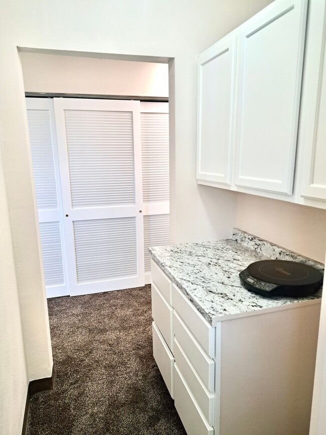 3959 Sheridan Ave Unit 3959 Sheridan Ave Apt 253