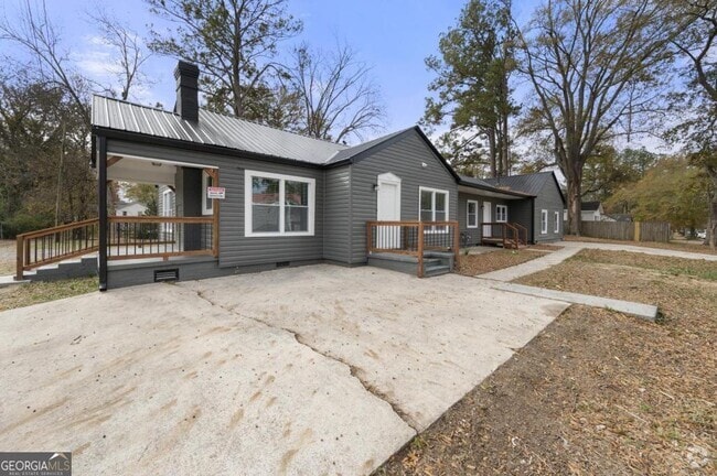 Building Photo - 621 Golden St Rental