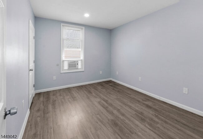 Building Photo - 100 Haledon Ave