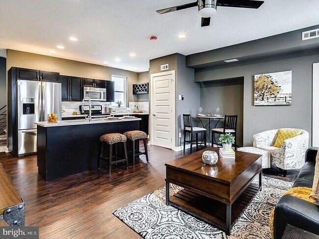 Photo - 1865 Frankford Ave Apartamento Unidad B