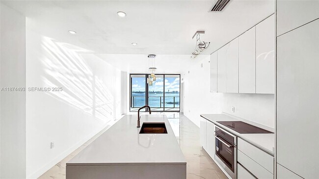 Photo - 700 NE 24th St Unit 2704