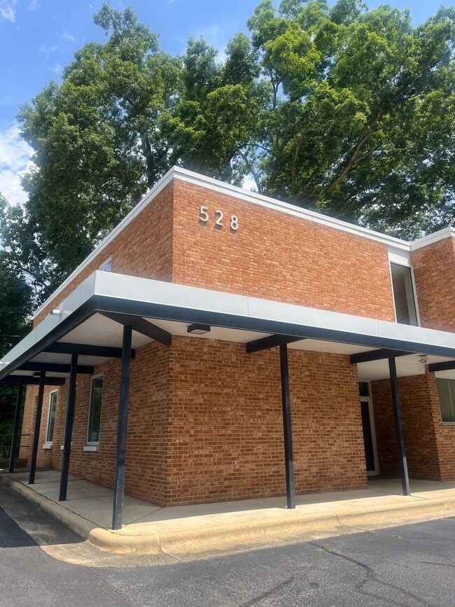 Exterior - 528 Wade Ave Unit A