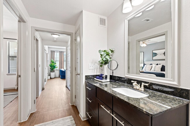 Creekside Townhomes apartments — community photo