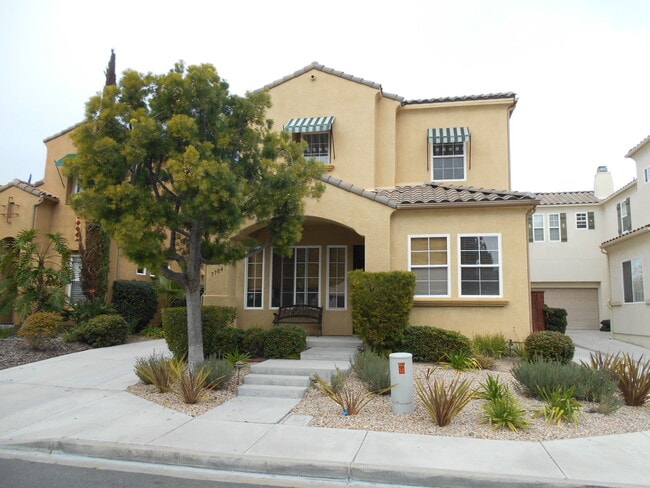 Building Photo - Stunning 3BR+Den Tuscan Villa in Torrey Del Mar - Your Dream Home Awaits - More Photos Coming Soon!