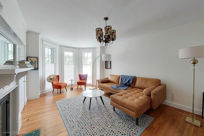 34 Catherine St Unit A