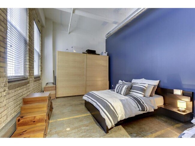 Photo - 700 N Washington Ave Unit 208