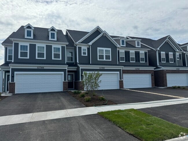 Building Photo - 12766 South Nicholas Dr Rental