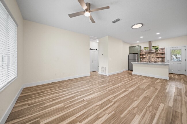 Photo - 208 N Cherry St Unit A