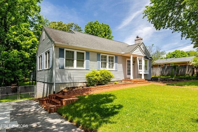 1105 Sterling Ave