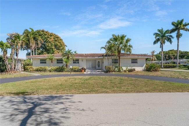 Photo - 215 Entrada Dr