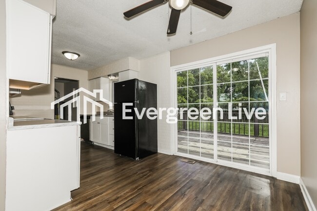 Photo - 4909 Hyperion Ct