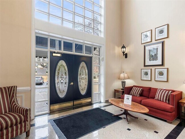 Photo - 4115 Pine Heights Dr NE