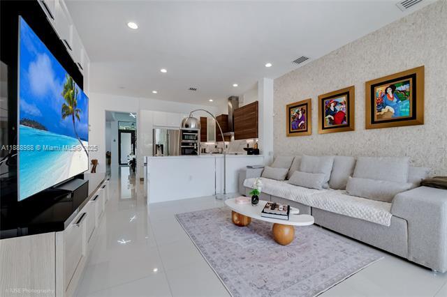 Photo - 6236 SW 26th St