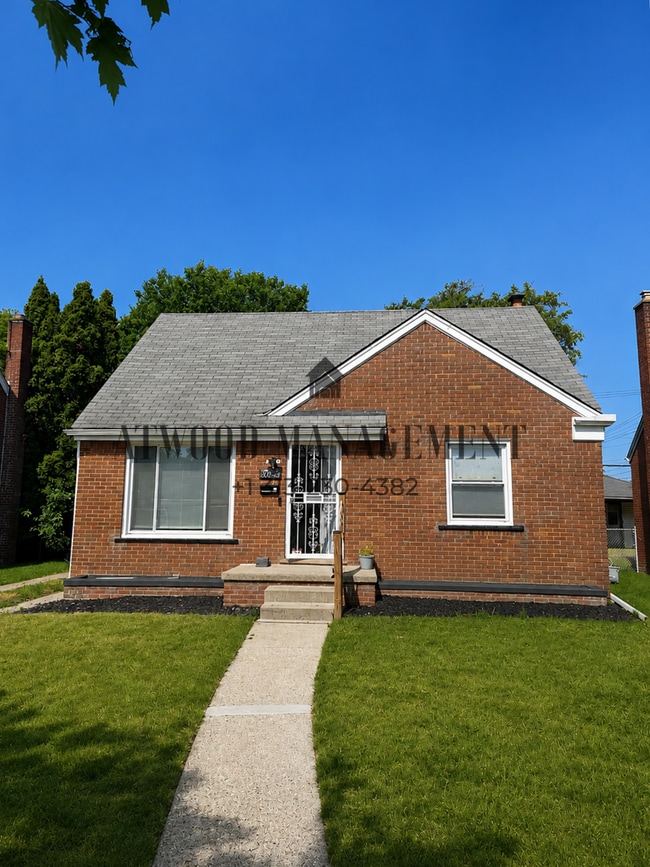 Building Photo - Coming Soon – Beautifully Updated Home *Coming Soon (Move-in ready by 6/1 or Sooner)*!