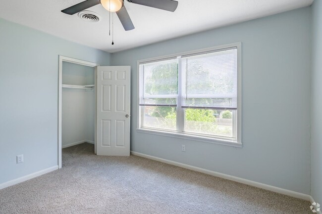 Lionchase Apartments