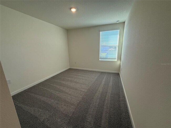 599 Preston Cv Dr
