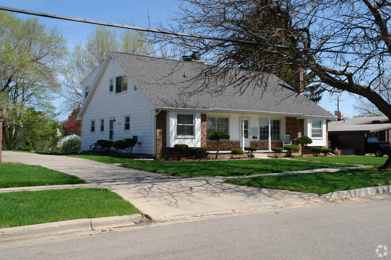 Kimberly Arms Apartments - Kimberly Arms Apartments