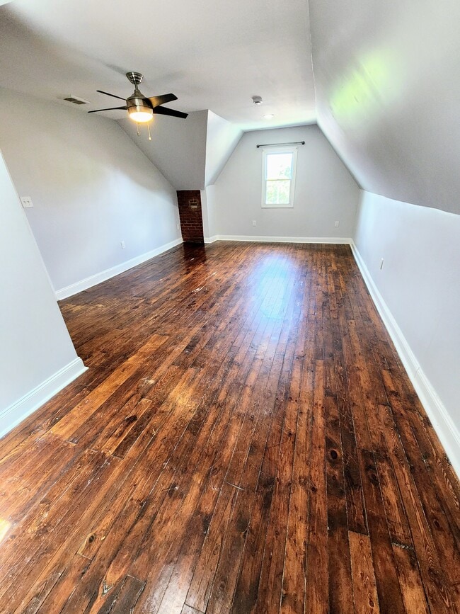 Photo - 5396 Stanton Ave