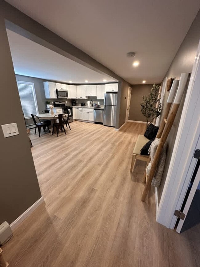 Photo - 301 Portsmouth Ave Unidad ID1312431P