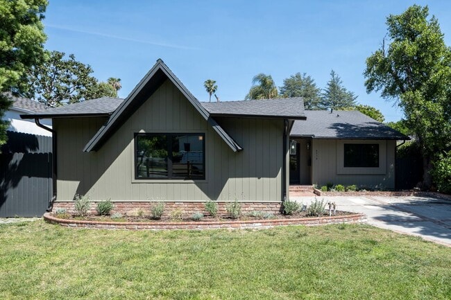 Photo - 4316 Bellaire Ave