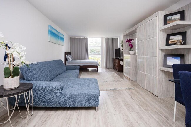 Building Photo - 501 Three Islands Boulevard Unit 117 Rental