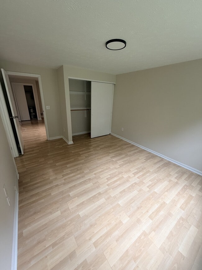 27 Hillbridge Cir