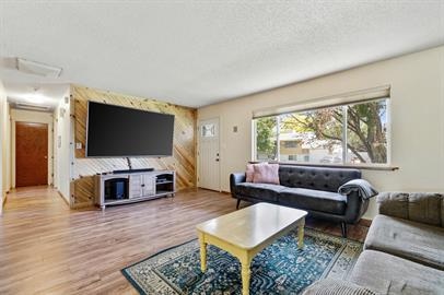 Photo - 2420 Walnut Ave