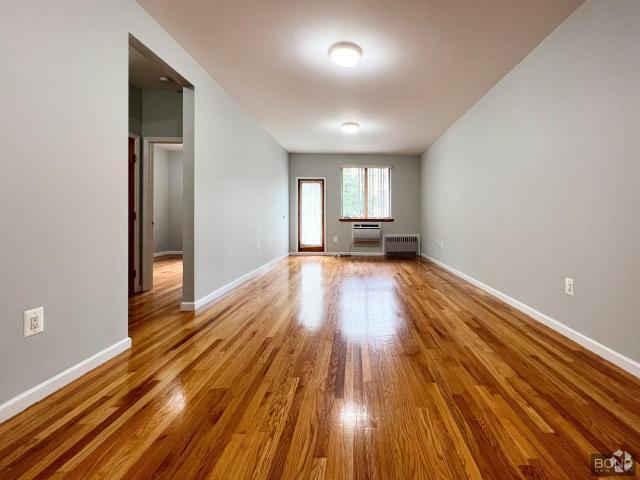 Building Photo - 3 bedroom in Brooklyn NY 11222 Unit 2 Rental