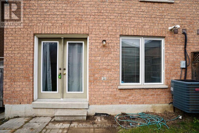 Photo - 3406 Southwick St