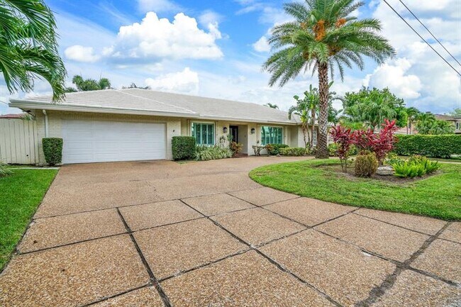 Photo - 3721 NE 29th Ave