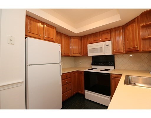 Photo - 30 Upland Rd Unit 7